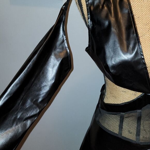 Leather like cut-out - Picture 9 of 9